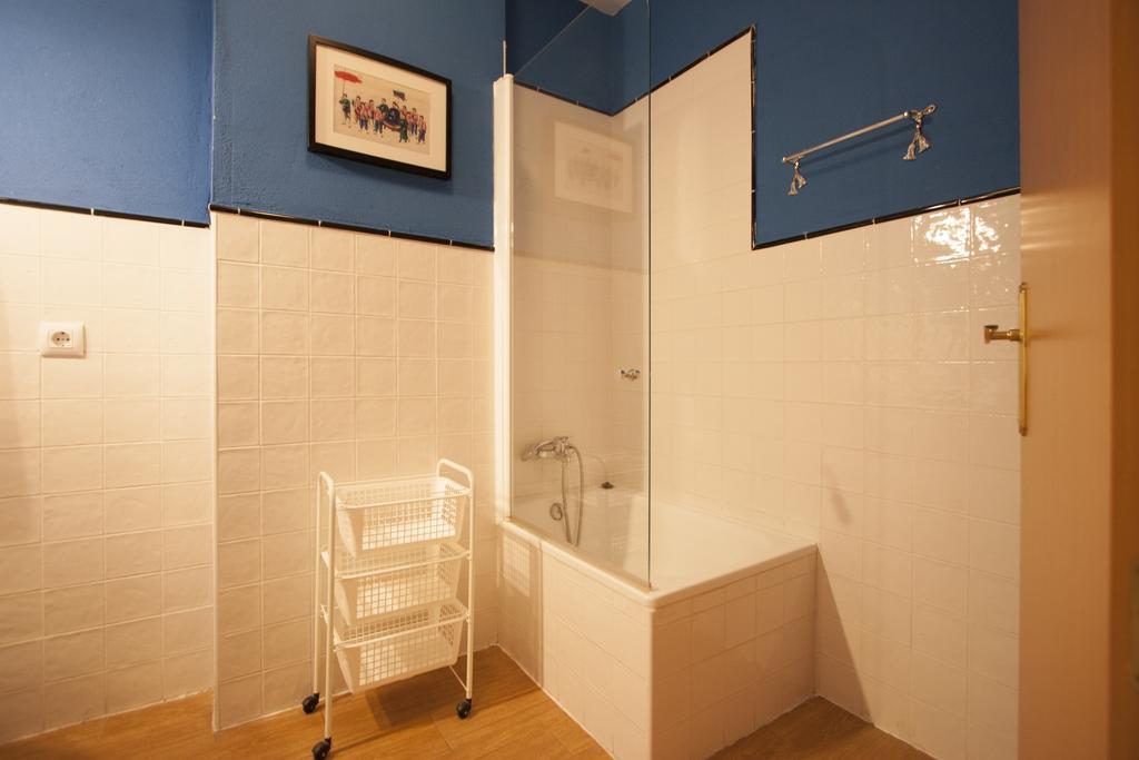 Macarena Flat Apartment Seville Room photo