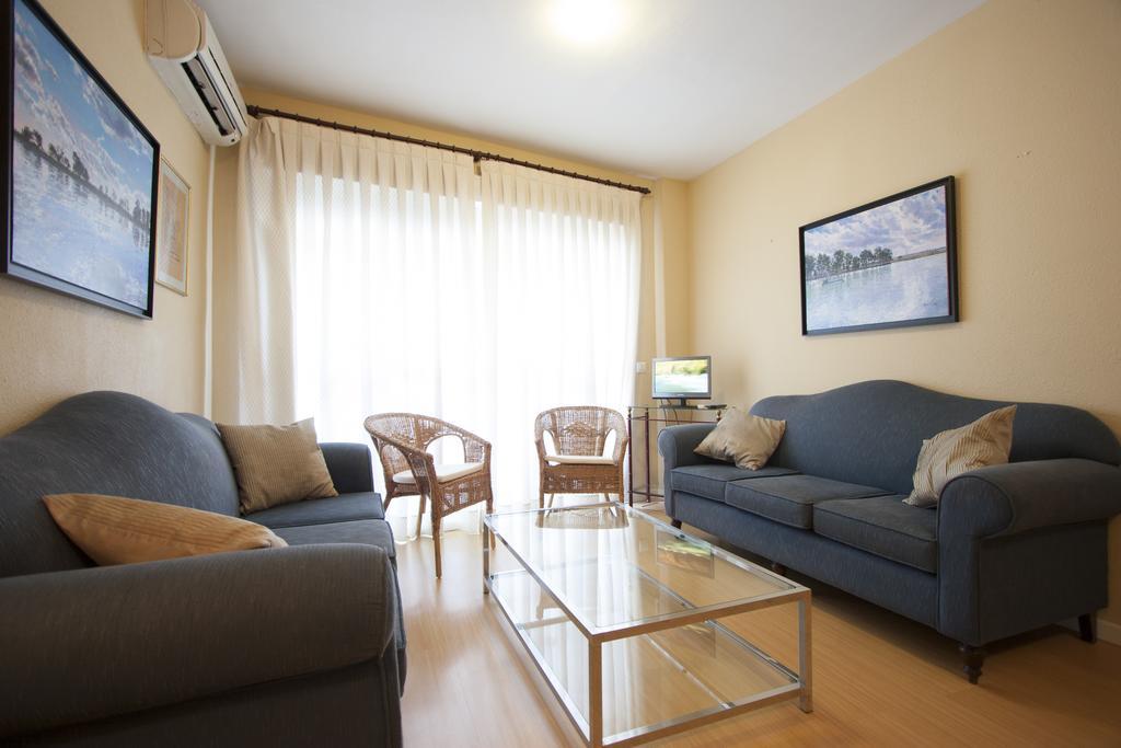Macarena Flat Apartment Seville Room photo